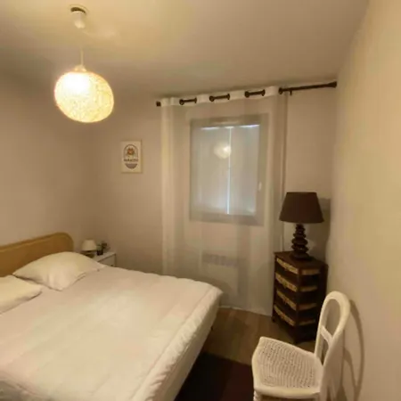 Beautiful Bright Close To The Sea Daire *